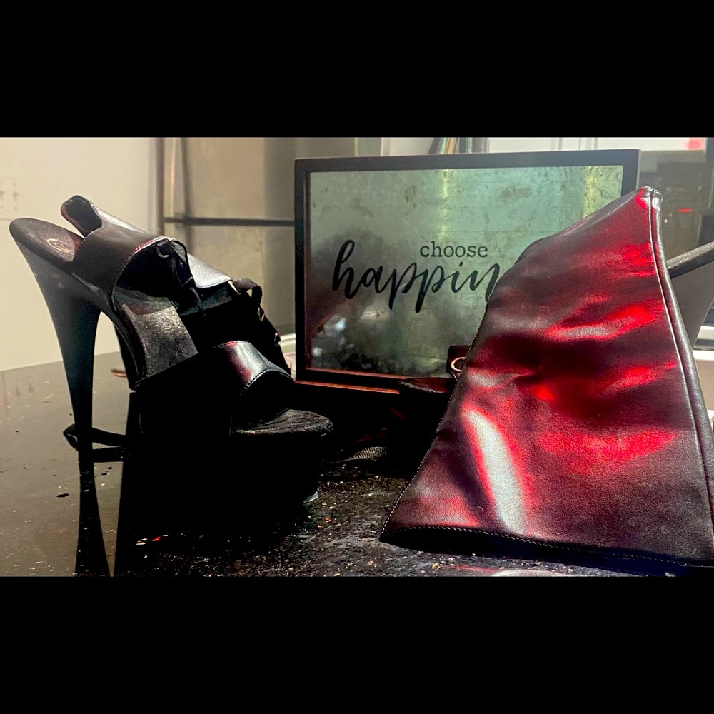 Black character lace up boots size 14